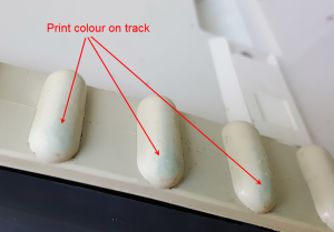 robotic cleaner print rub off on tracks